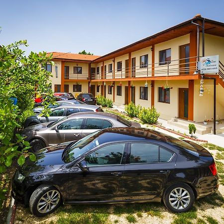 Casa Tudorascu Hotel Vama Veche Eksteriør billede